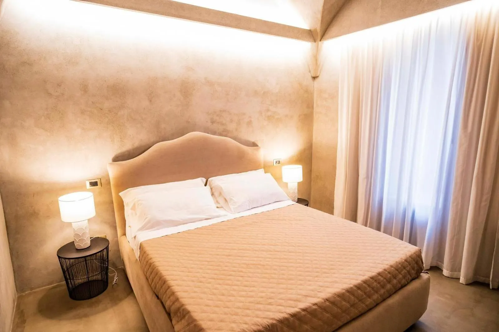 Charme Catania Central Suites 0*,  Olaszország